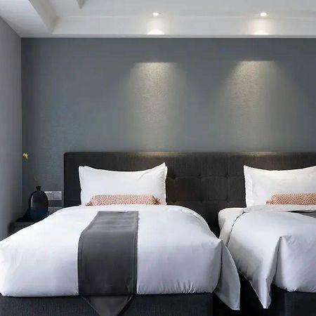 שניאנג Holz Hotel מראה חיצוני תמונה