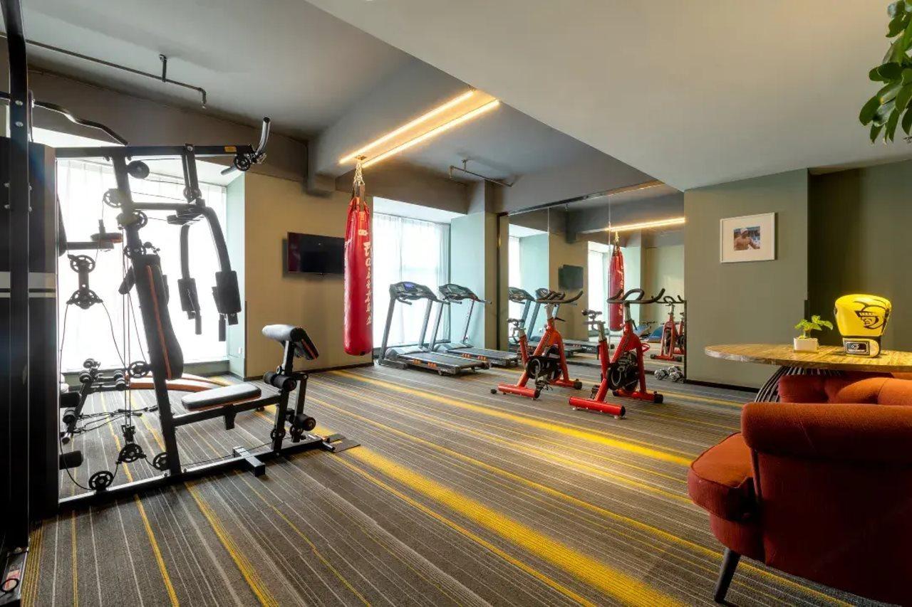 שניאנג Holz Hotel מראה חיצוני תמונה