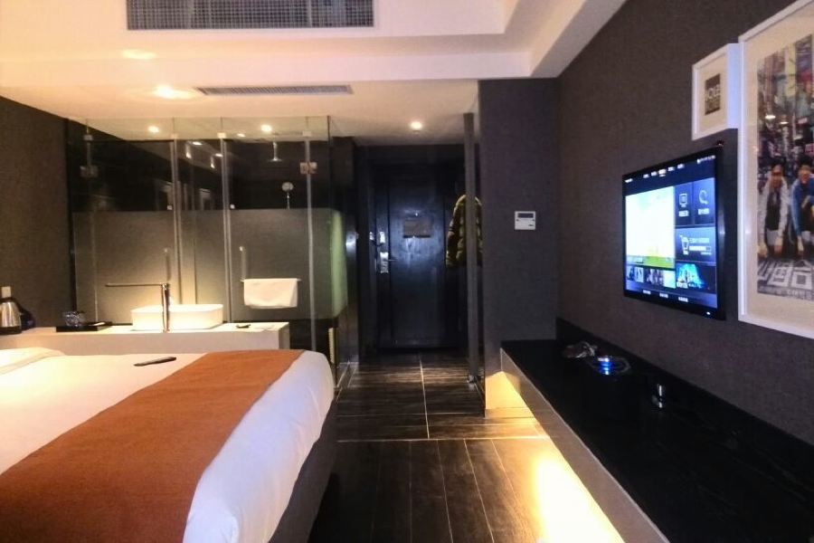 שניאנג Holz Hotel מראה חיצוני תמונה
